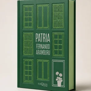 Patria (edición 10 aniversario con cantos tintados) 2026